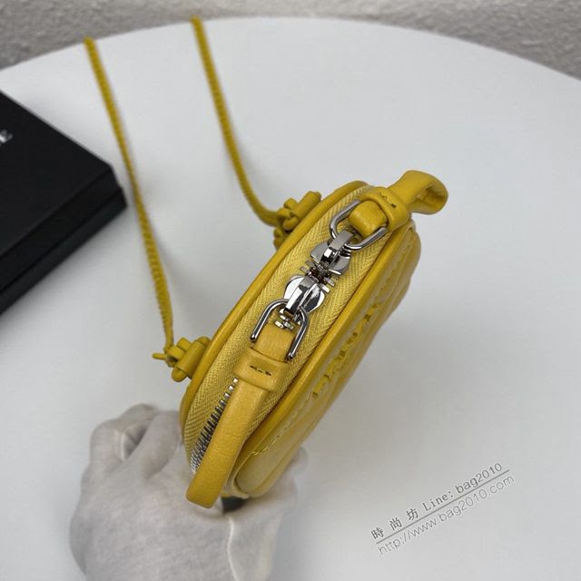 prada女包 普拉達專櫃新款斜挎包 1DH030 Prada黃色手機包  pyd2222